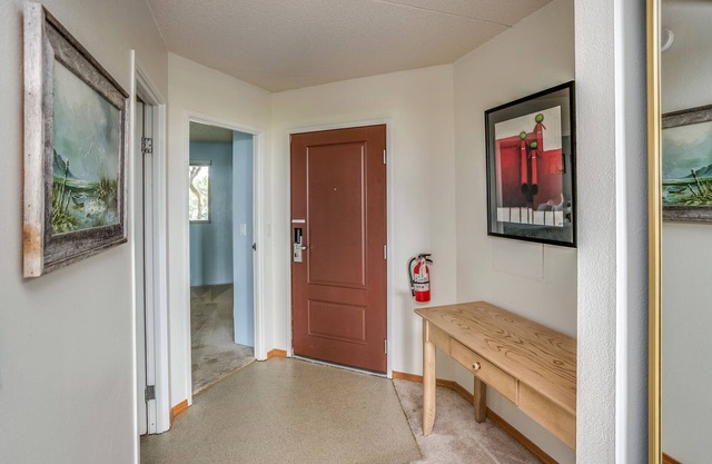 G607 One Bedroom 1st Floor No Cleaning Fee