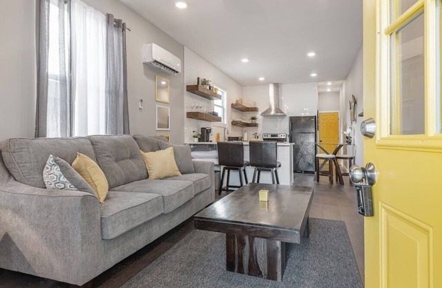Gambino Getaway - 1/1 Apt in Historic Ybor City
