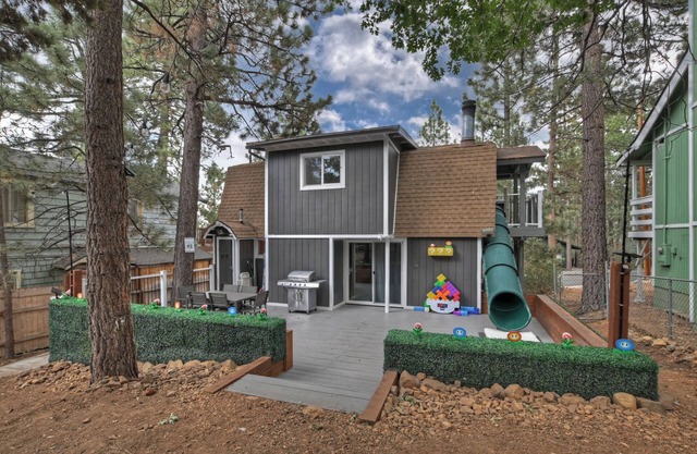 Game On Getaway – Family-Friendly 2BR/2BA Mountain Retreat