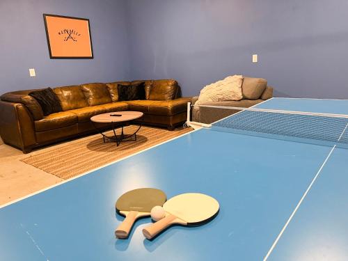 Game Room 5min To Broadway & Opry Sleeps 10