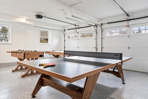 Game Room Home Gym 1 Mile to Beach