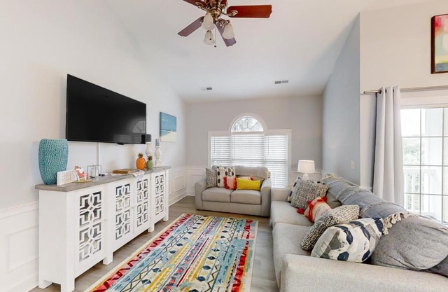 Gardens at Cypress Bay 10-302