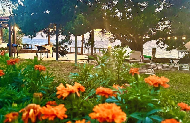 Genari Beach Apartments -Family sea view apartment