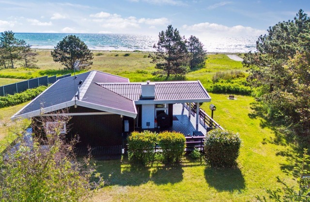 "Gerwin" - 150m from the sea by Interhome