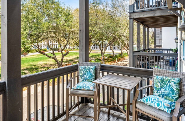 Getaway Flat | 2-bedroom in perfect location!