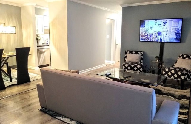 Getaway in Central Raleigh