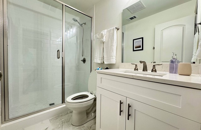 Getaway Off Magnolia- Walk to Jordan Hare - 2/2 Condo