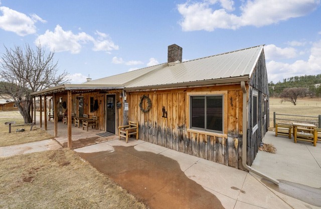 Ghost Canyon Getaway 2b2bth