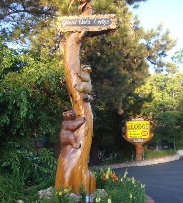 Giant Oaks Lodge