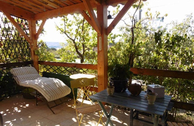 Gîte chez Mamie Lu under the skies of Provence in Luberon