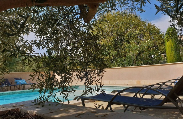Gîte "le jasmin" in Provencal farmhouse with swimming pool