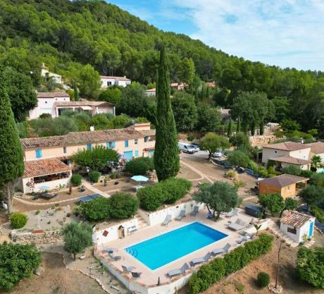 Gites Colline De Sollies
