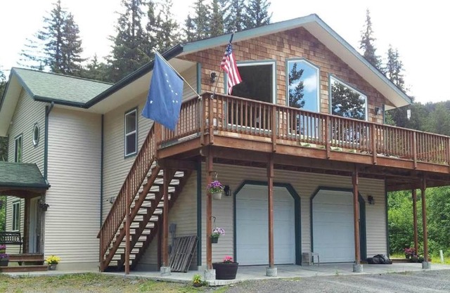 Glacier Creek Lodging