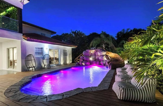 Glam Manor 7,000 Ft Mansion with Waterslide Spa