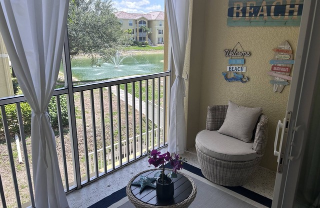 Glamorous Fort Myers Getaway! Condo Resort Style!