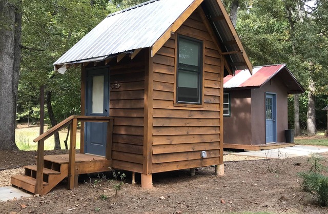 Glamping at its best! Air, Heat, shower, toilet
