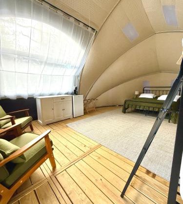 Glamping Escape at Manzano Mountain Retreat