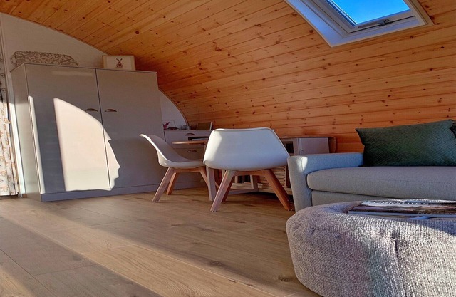Glamping Pod in Yorkshire Wolds near York