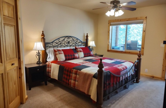 Gold Pan Inn nCentrally located! A Perfect Place to Stay!