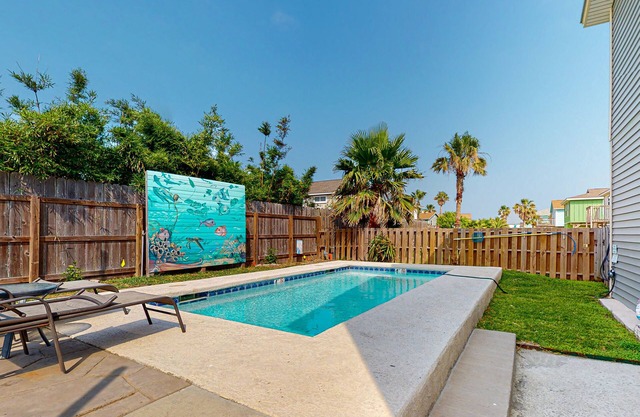 Golf Cart Included, Pet Friendly, Private Pool