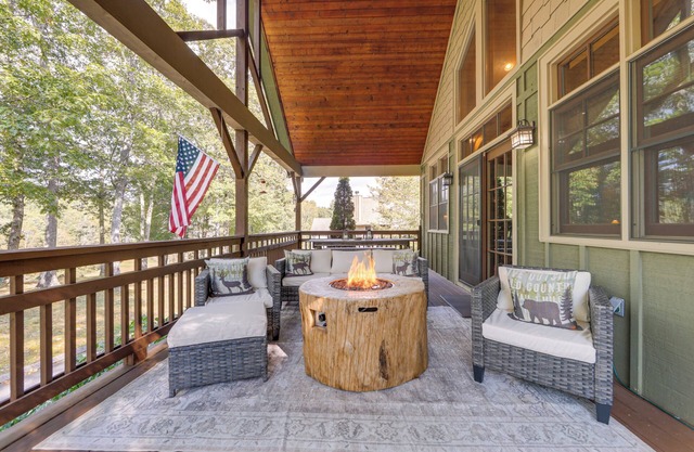 Golf, Hike & Trout Fish: Mtn-View Cashiers Retreat