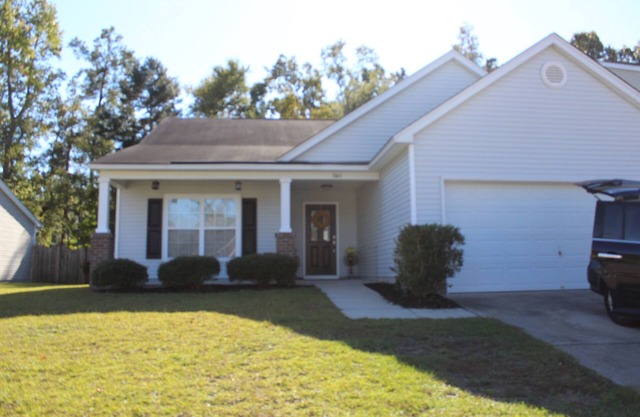 Golfers Delight: 3-bedroom home outside of Charleston