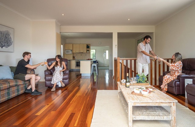 Gone Surfing - In the heart of Nelson Bay Village
