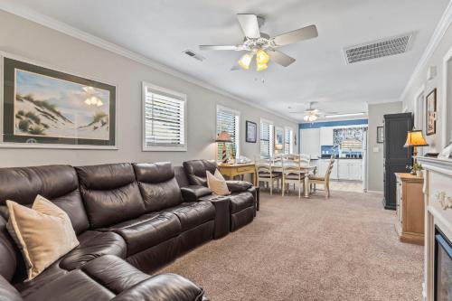 Gorgeous 2 Bedroom Condo for 6! Summer Times Unit 8