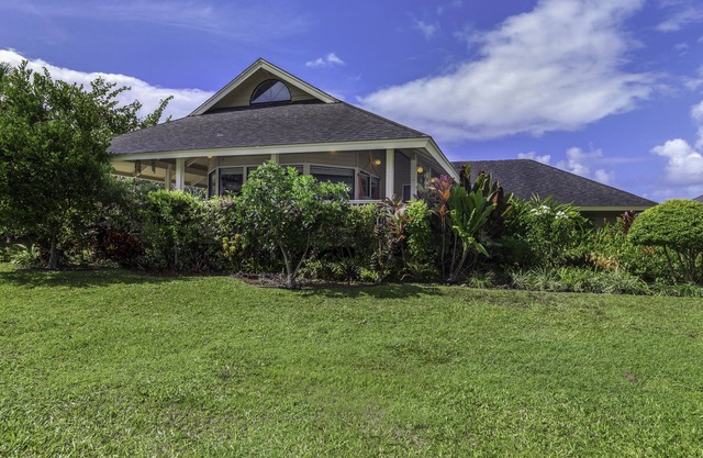 Gorgeous 2 BR Plantation Style Home in Princeville