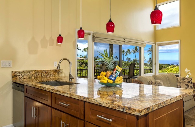 Gorgeous 2 Story Townhouse on The Blue Golf Course in Wailea with Ocean View