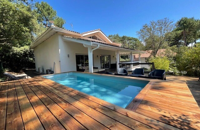 Gorgeous air-conditioned villa - 10 people with pool and pétanque - Pyla