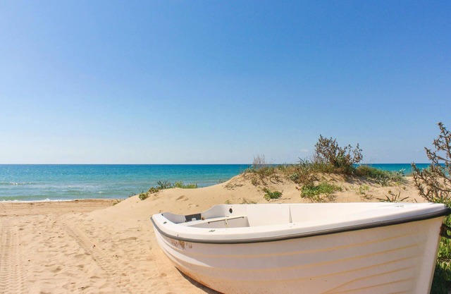 Gorgeous apartment in Palmi with WiFi