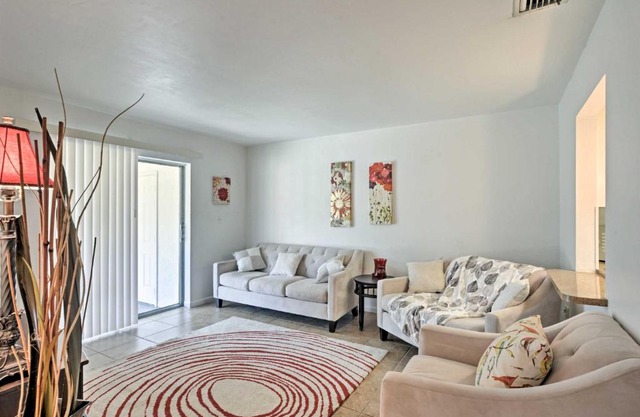 Gorgeous Cape Coral Duplex Home with Modern Interior