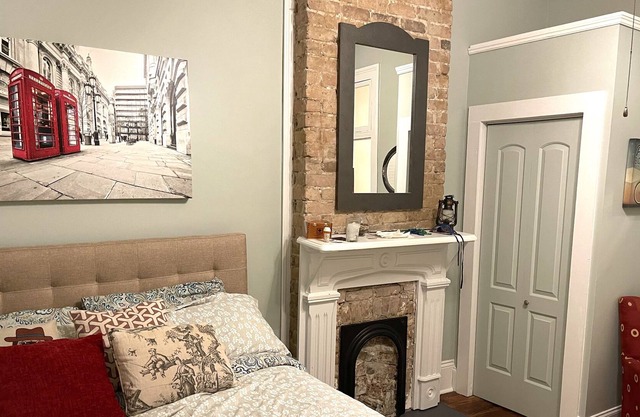 Gorgeous Charm, 8 Blocks to Jazzfest, Located in the Heart of New Orleans!