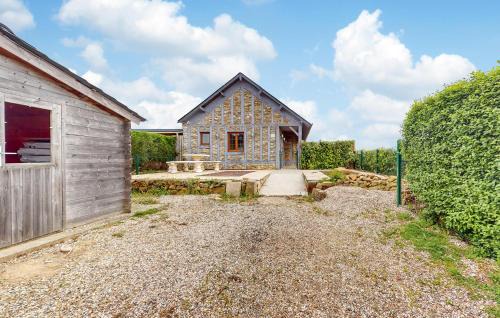 Gorgeous Home In Malleville-Les-Grès