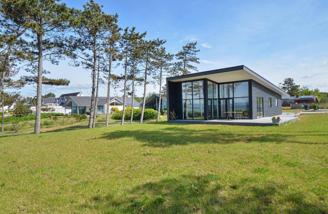 Gorgeous home in Ebeltoft with WiFi