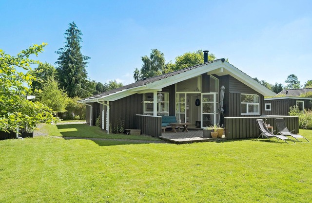 Gorgeous home in Fårevejle with WiFi