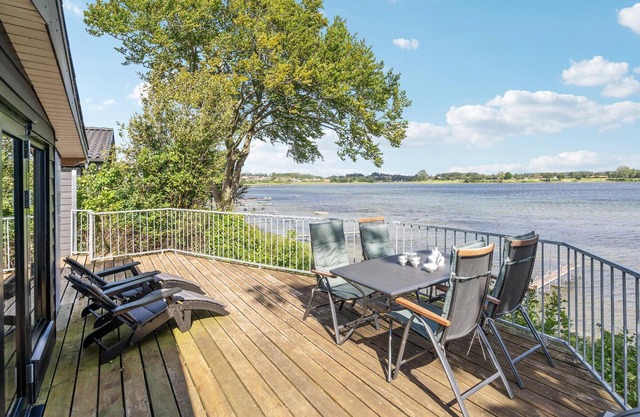 Gorgeous home in Munkebo with kitchen