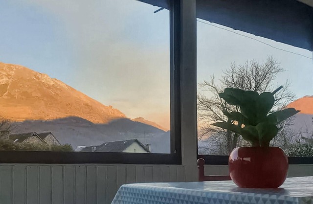 Gorgeous home in Osse-en-Aspe with WiFi