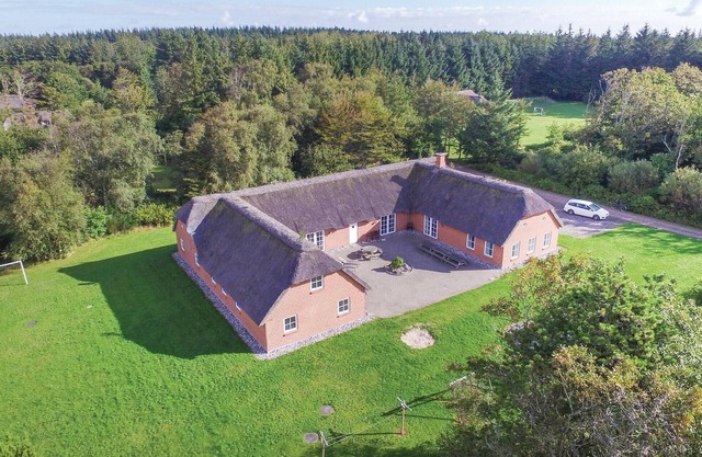 Gorgeous home in Ulfborg with sauna
