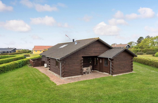 Gorgeous home in Vinderup with sauna