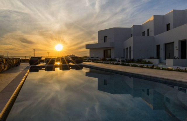 Gorgeous Naxos Villa | 2 Bedrooms |.