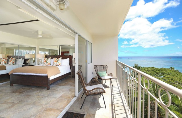 Gorgeous Ocean View! Steps to Beach! Centrally located, full kitchen & more!