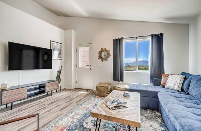 Gorgeous Pikes Peak Views - Newly Furnished and 3 Bedrooms!