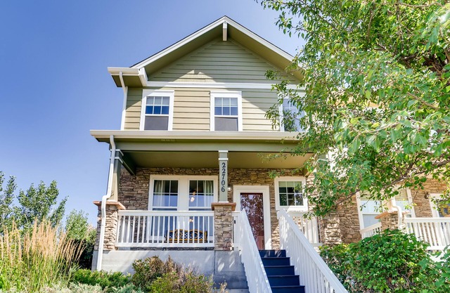 Gorgeous Saddle Rock 3 or 4 Bdrm on Greenspace