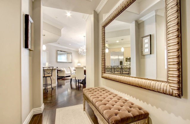 Gorgeous TOP floor corner 2Bedroom/2bath condo Americana at Brand!