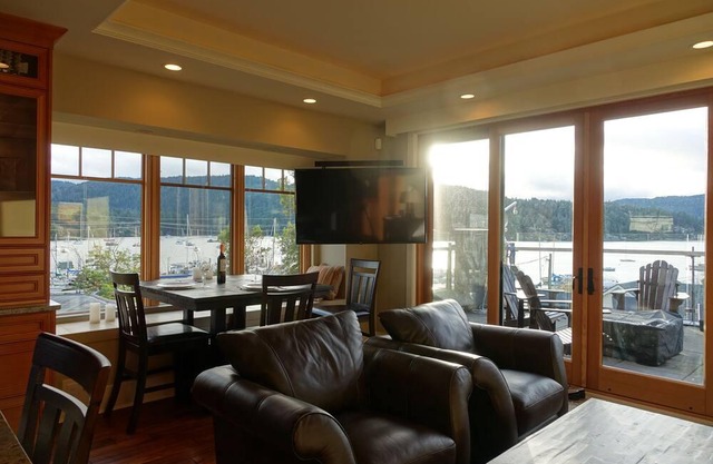 Gorgeous views! Amazing patios!