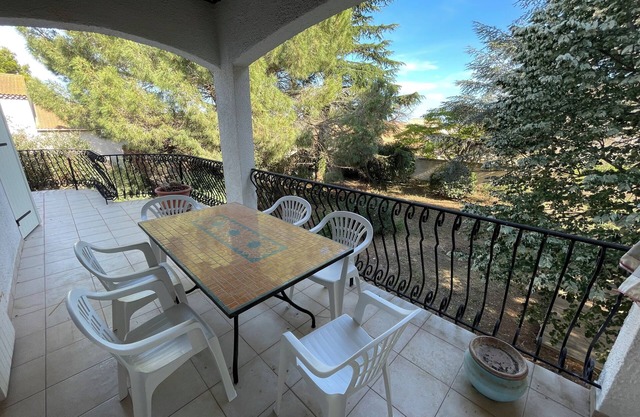 Grand Appartement - Petite Résidence