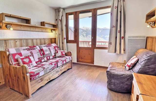 Grand Bois A Residence - CONFORTABLE 2 PARTS, SKIS TO PIEDS AND NEAR TRADE