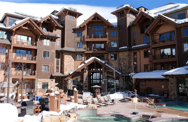 Grand Lodge Peak 7 Ski In/Ski Out Luxury Condo